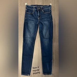 American Eagle size 4 Jegging